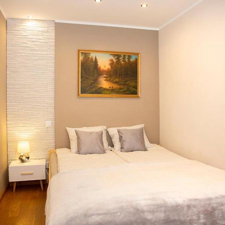 우스트르치키 돌네 Apartament Bieszczadzkie Anioly 아파트 외부 사진